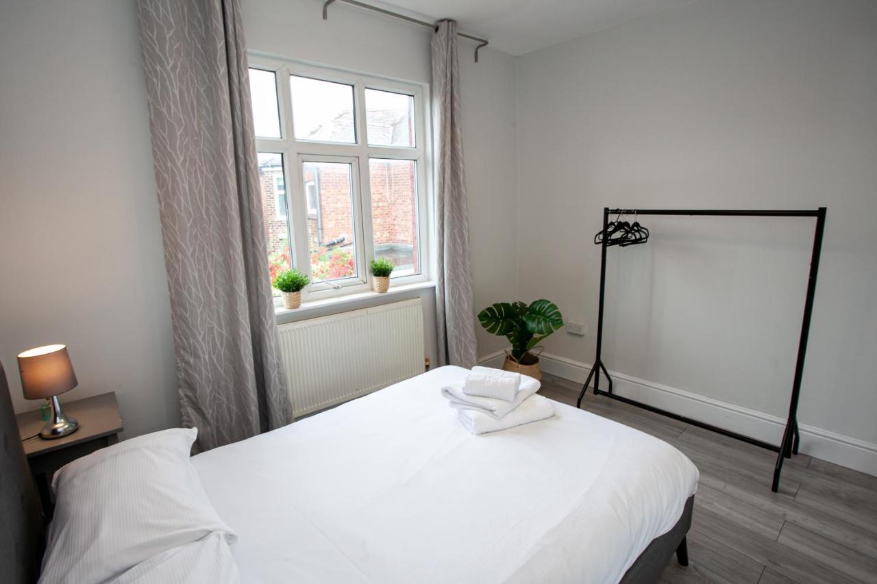 The Safari House - Your Ultimate Relaxation Destination Manchester Buitenkant foto